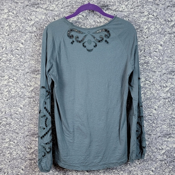 Long Sleeve Cutout Monoreno Blouse - Picture 2 of 5